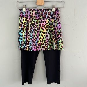 Dona Jo Skirted Capri Leggings Cheetah, S (size 1)